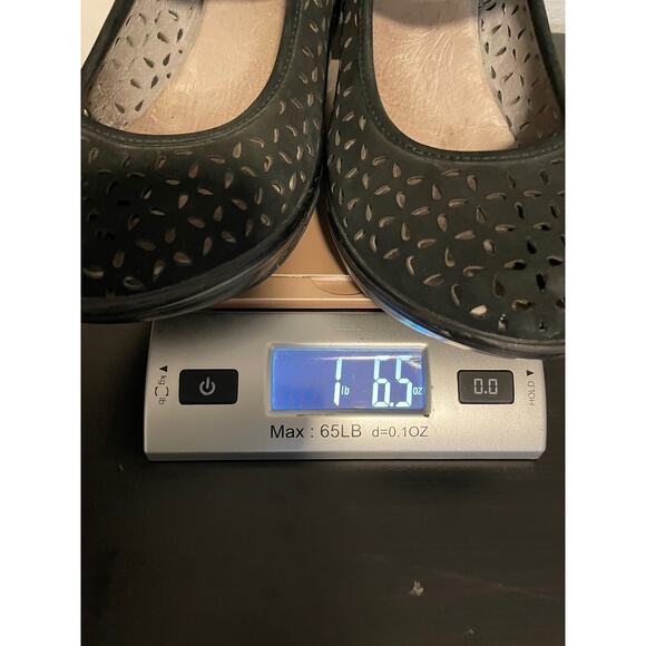 Jambu Shoes Womens Size 8 Medium Mary Jane Wedge Memory Foam Floral Cutout Heel - Picture 11 of 12